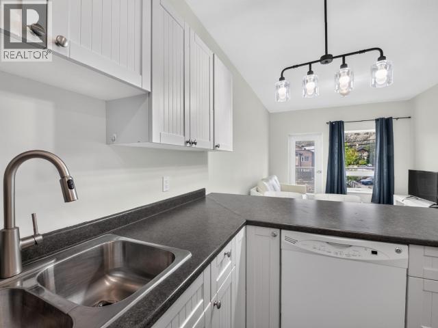 206-505 OGILVIE STREET - 6