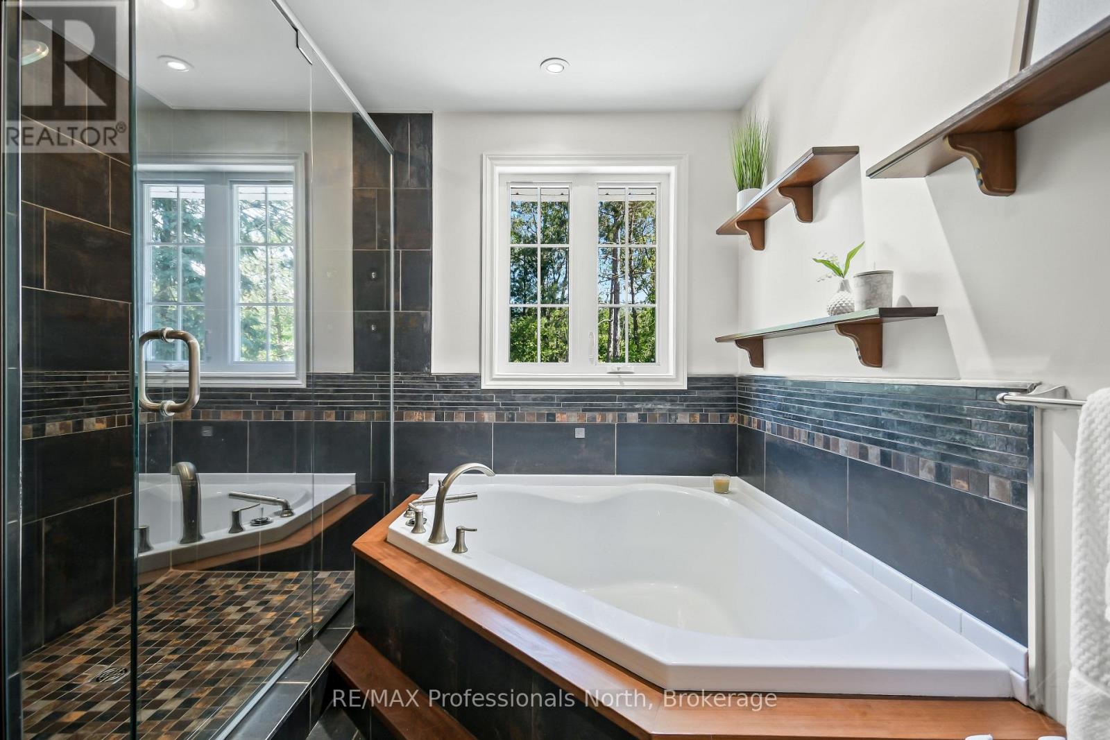 9 MELANE COURT - Image 31