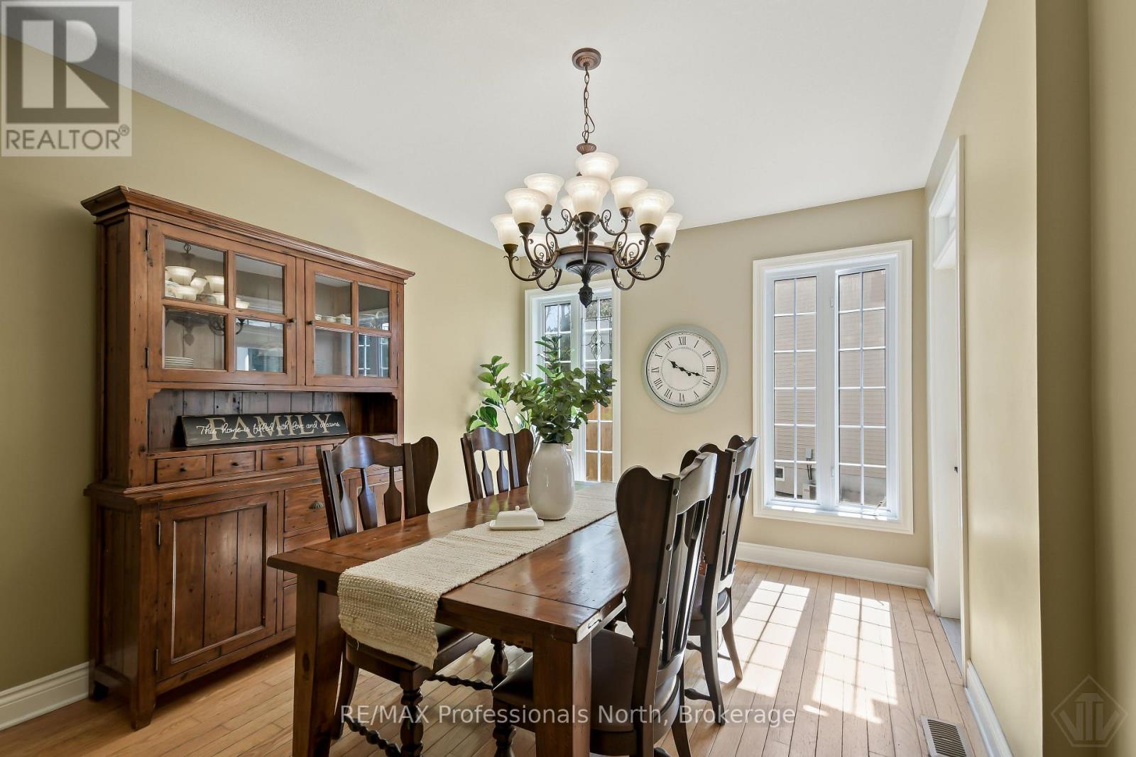 9 MELANE COURT, Bracebridge (Macaulay) — photo 4
