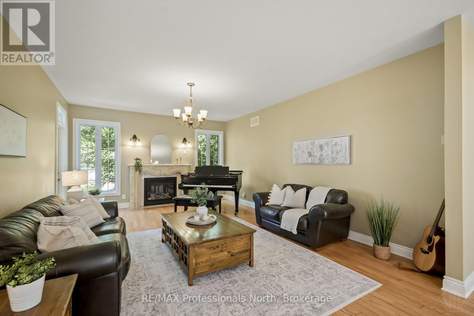 9 MELANE COURT, Bracebridge (Macaulay) — photo 5