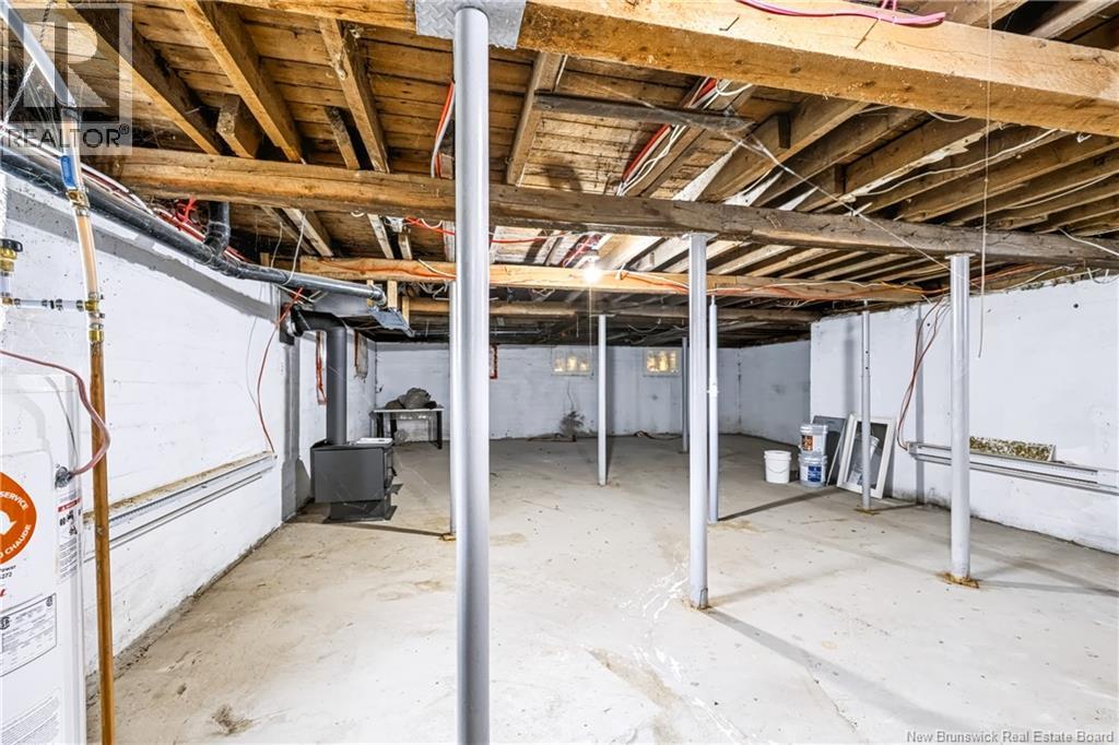 35 Centennial Drive - Image 32