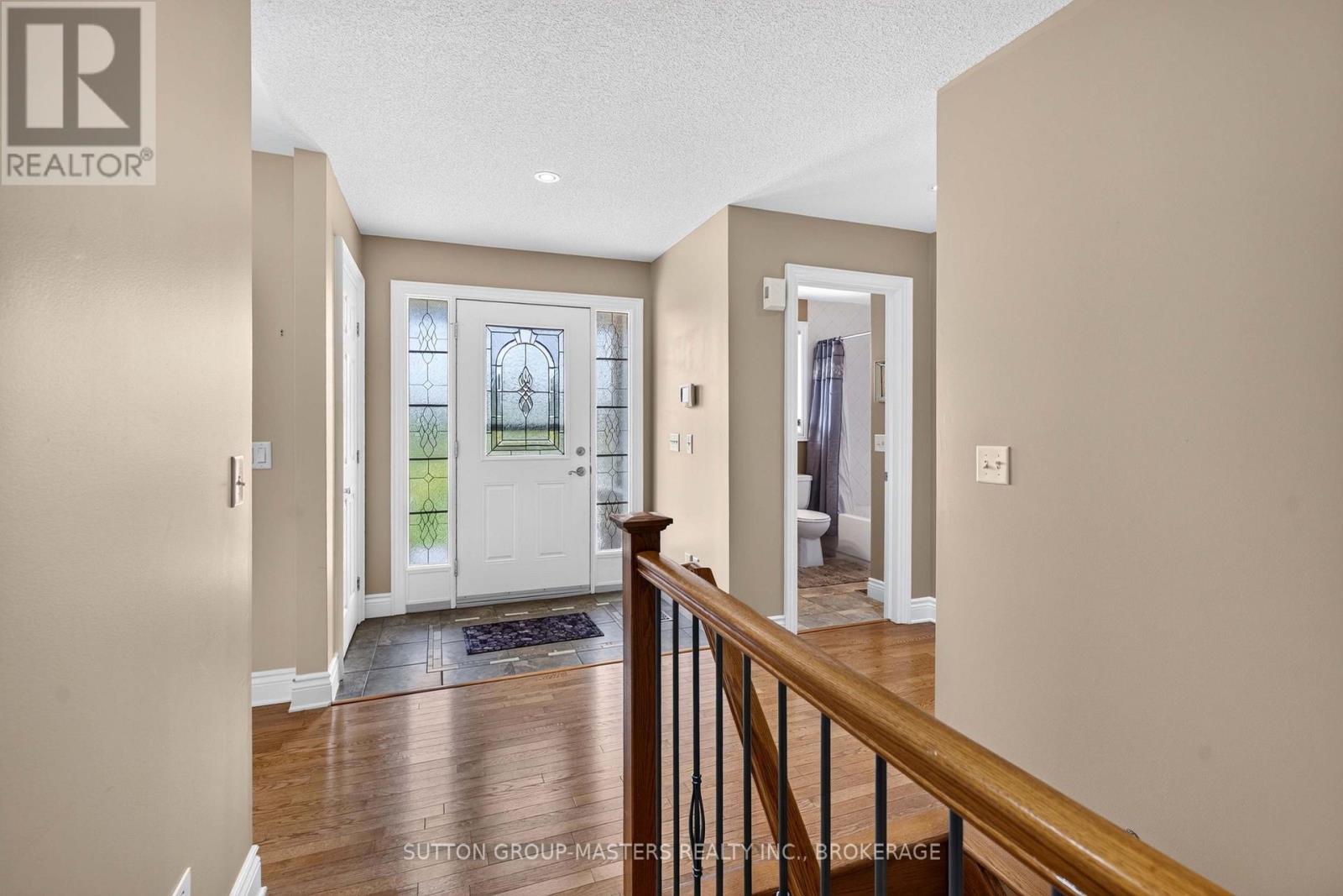 100 BRITANNIA CRESCENT - 16
