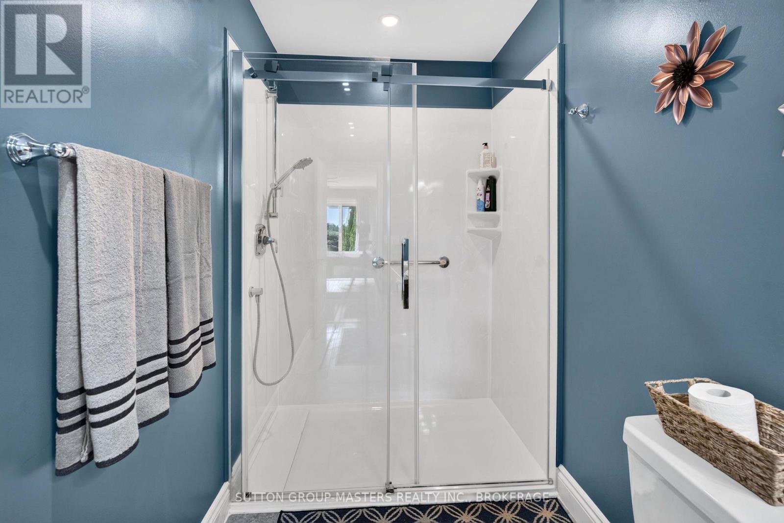 100 BRITANNIA CRESCENT - Image 26