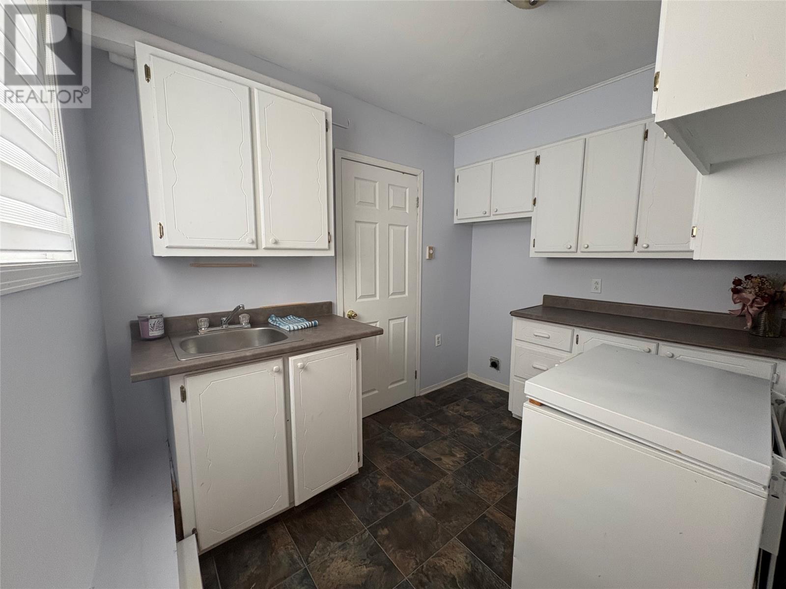 88 Petley Street - 34