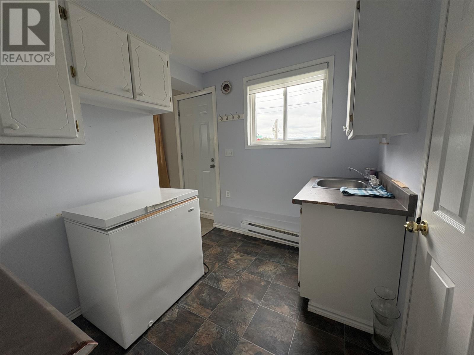 88 Petley Street - 35