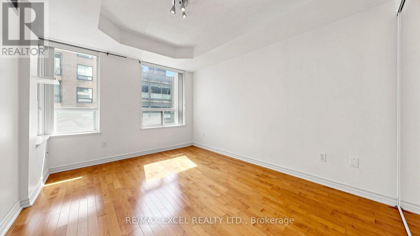 #506 30 HAYDEN STREET - 15