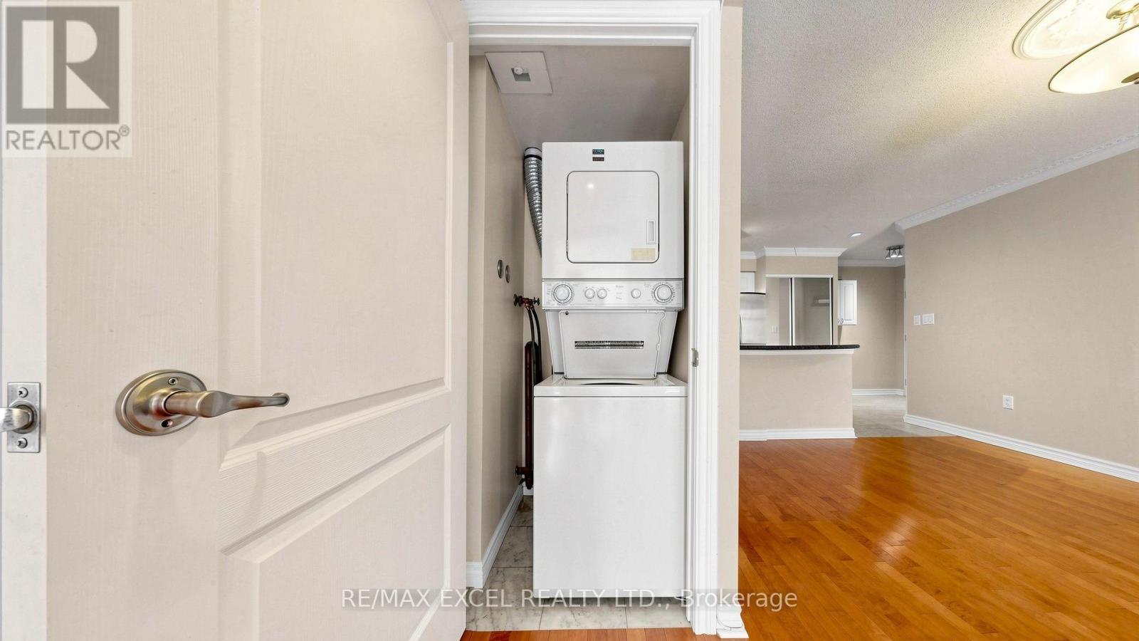 #506 30 HAYDEN STREET - 22