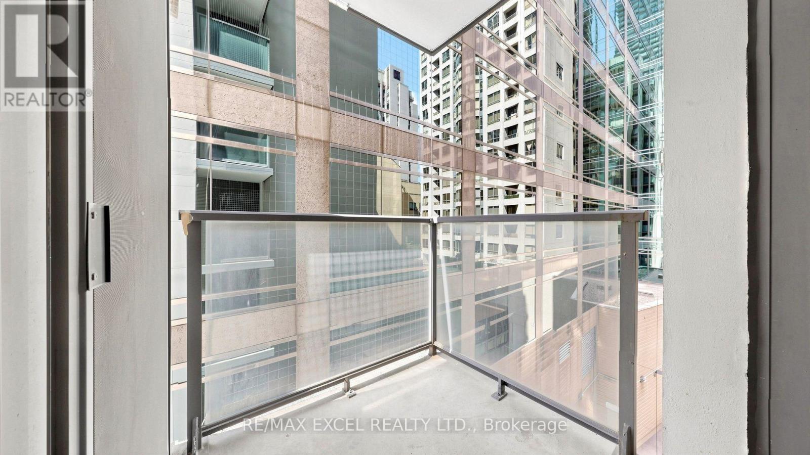 #506 30 HAYDEN STREET - 23