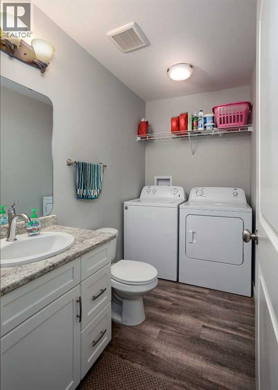 Listing photo – 3921 75 Street, Camrose