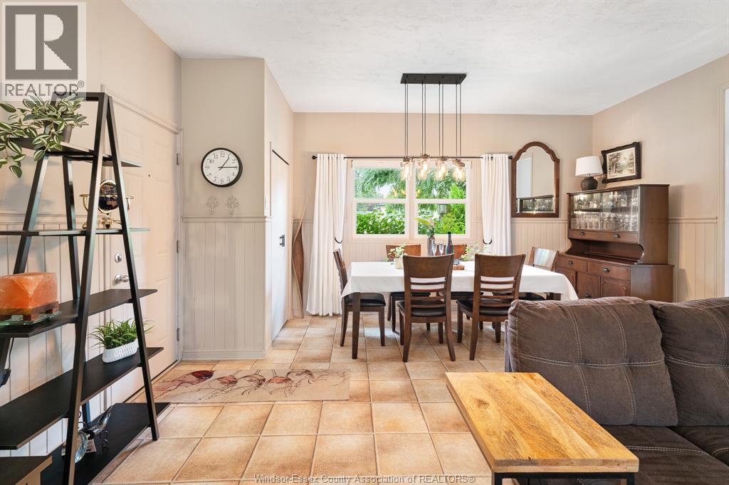 3274 Parkwood AVENUE - 16