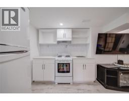 1215 Chappell Unit# Lower, Windsor, ON N9C3C8 Photo 9