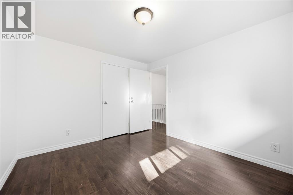 690 Kember Avenue — photo 13