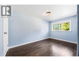 690 Kember Avenue, Sarnia, ON N7S2T1 Photo 14