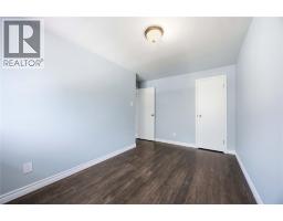 690 Kember Avenue, Sarnia, ON N7S2T1 Photo 15