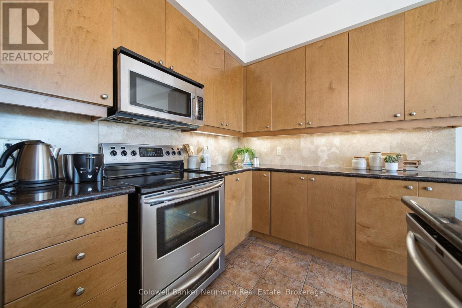 21 TRIMBLE CRESCENT, Guelph (Grange Road) — photo 8
