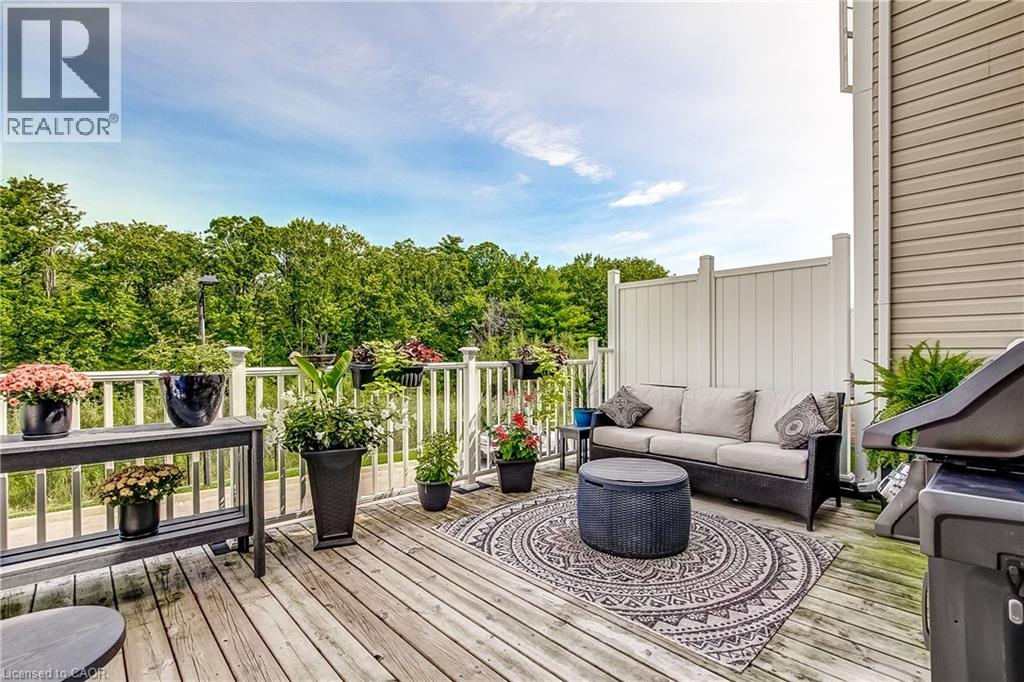 #3 230 AVONSYDE Boulevard - 39