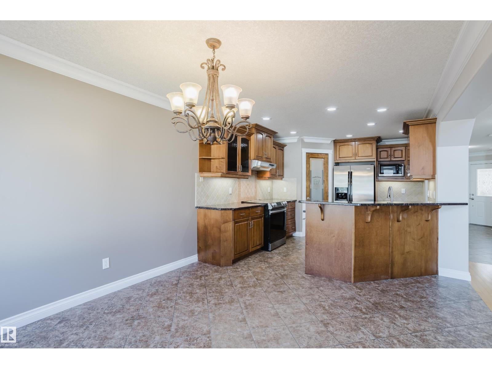11616 174 AV NW - 20