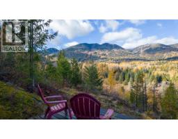 305 Richie Road, Rossland, BC V0G1Y0 Photo 15