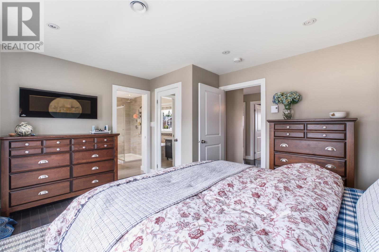 3 Hillsdale Crescent - 18