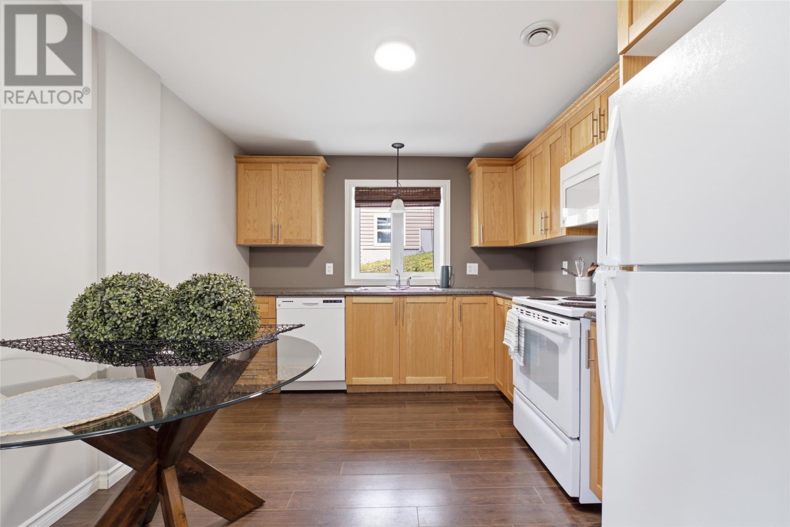 3 Hillsdale Crescent - 28