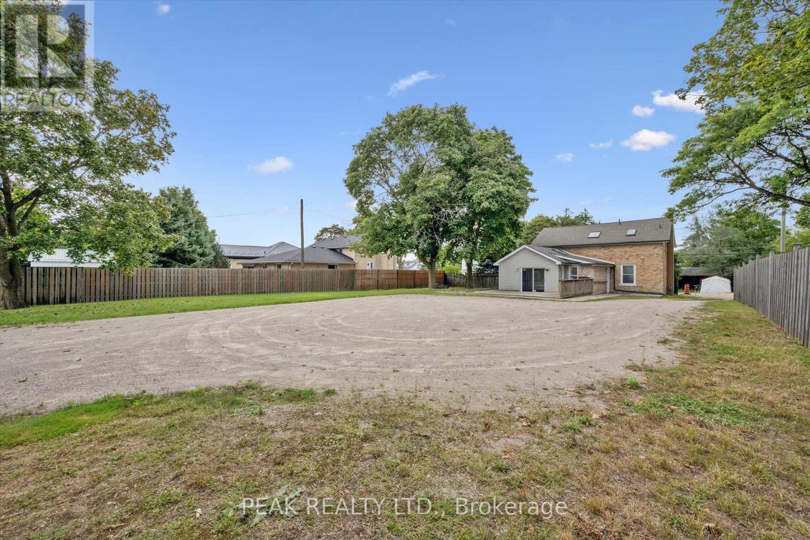 344 QUEEN STREET W - 33