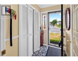 211 Canada Drive thumbnail 31