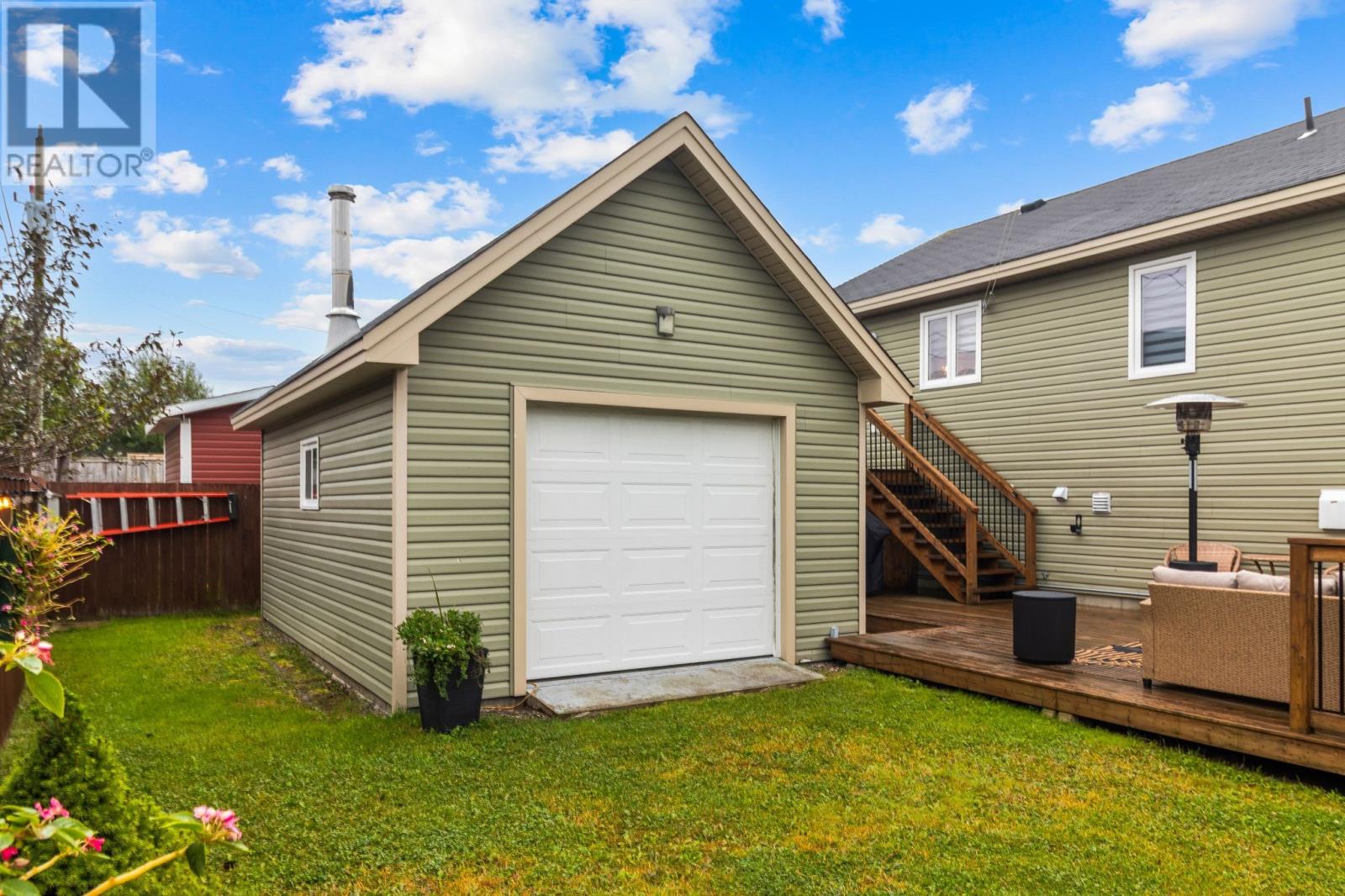 3 Denehurst Street - 36