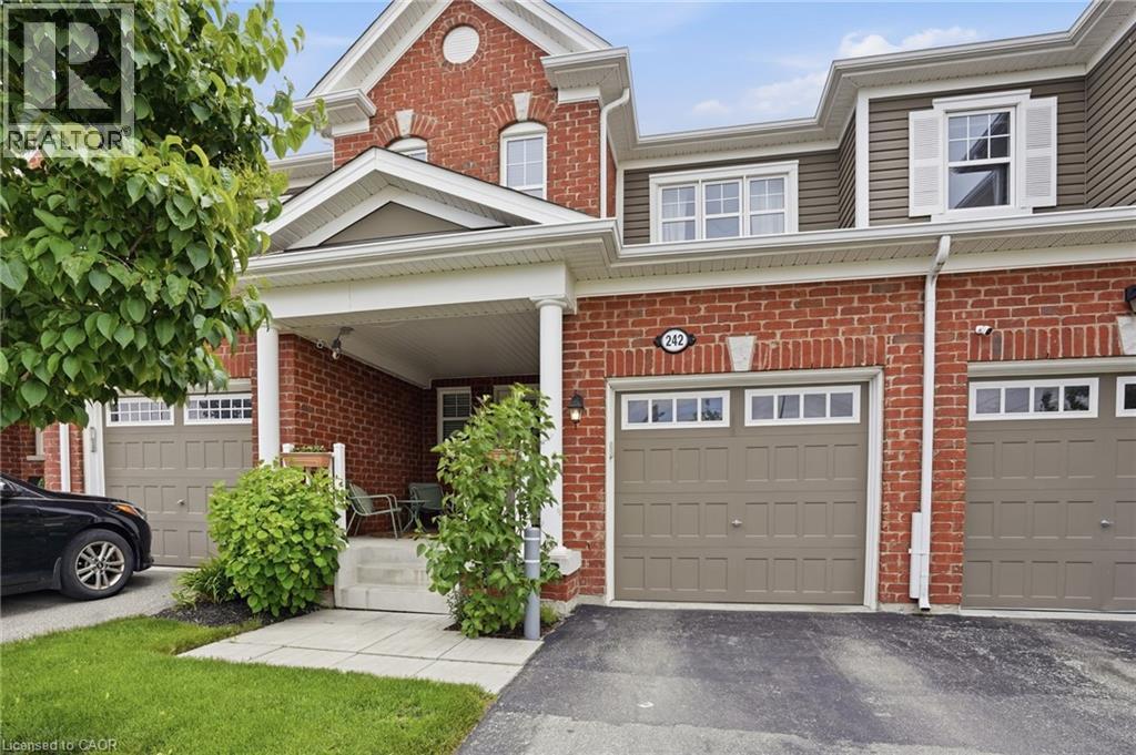 242 WATERBROOK Lane, Kitchener — photo 3