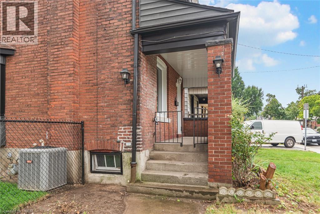 90 BELVIEW Avenue - Image 4