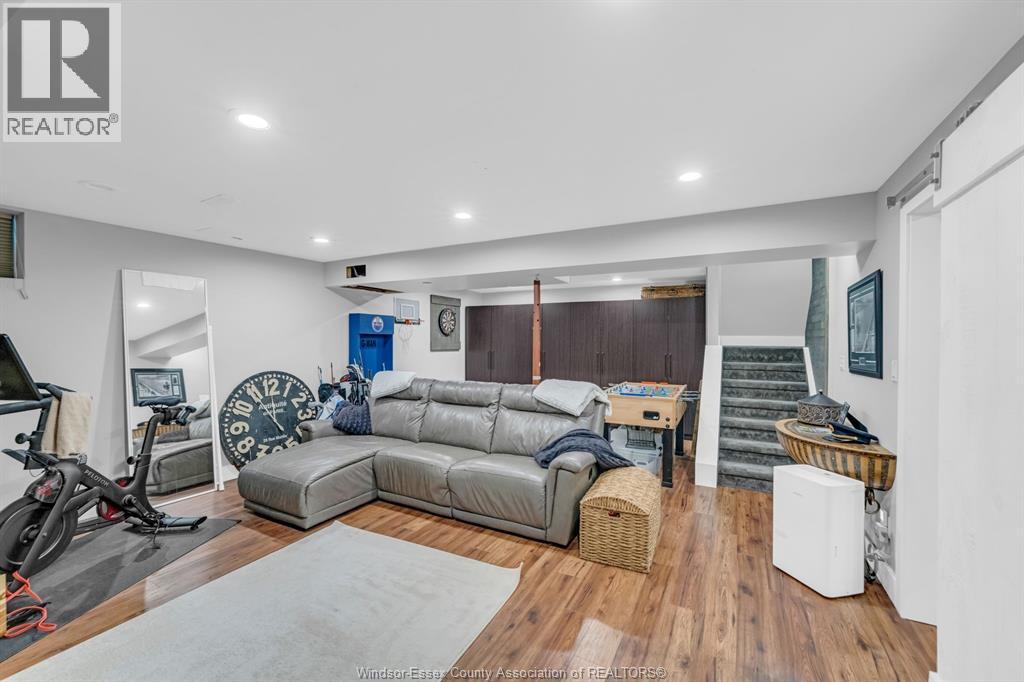 62 Fairway CRESCENT - Image 30