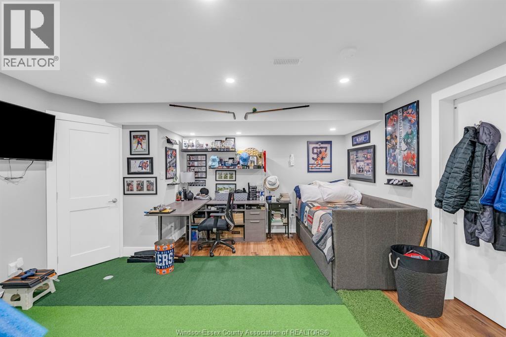 62 Fairway CRESCENT - 32