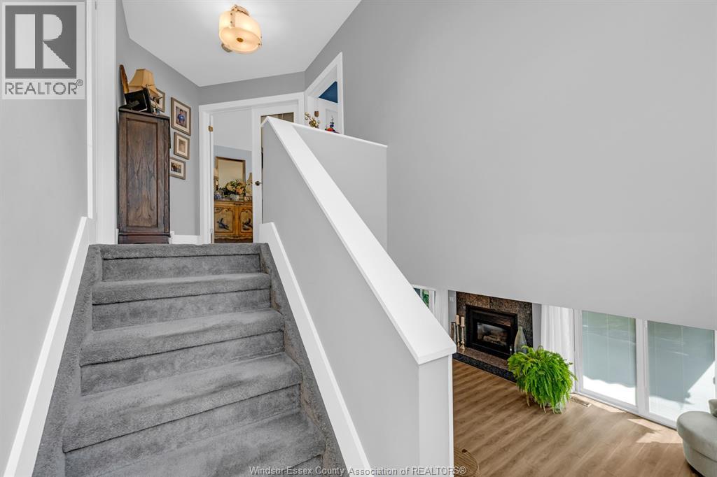 62 Fairway CRESCENT - Image 35