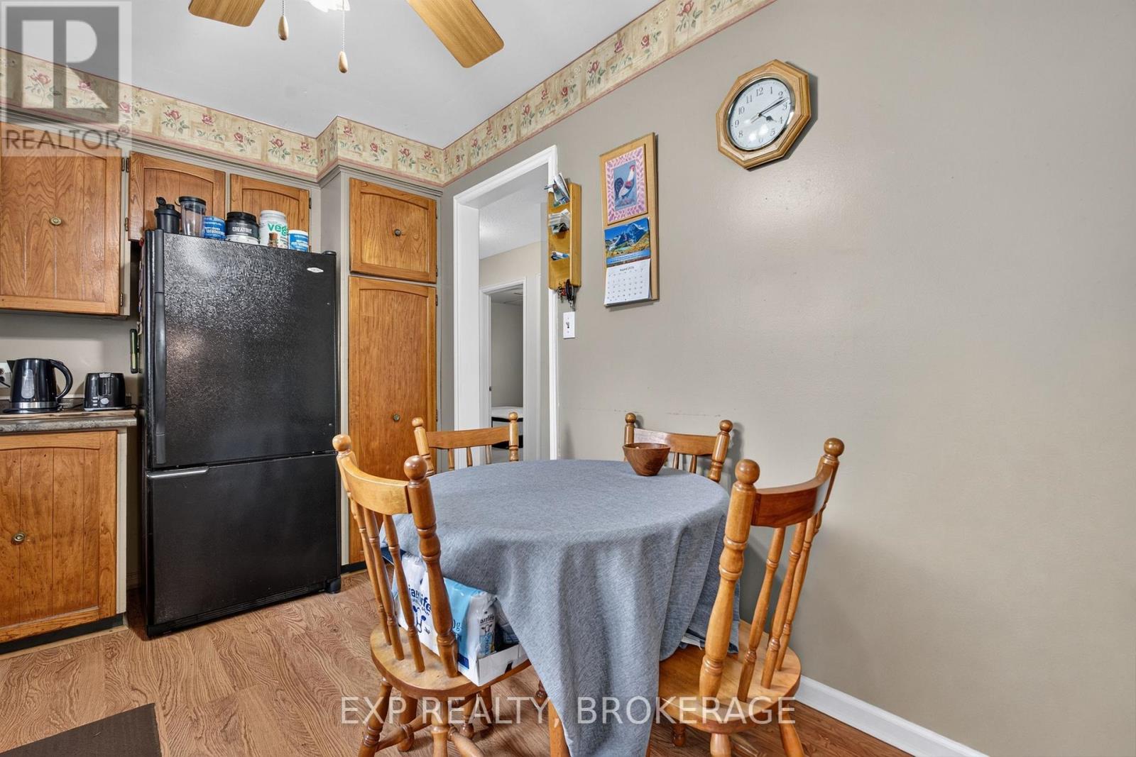 2016 COLE HILL ROAD, Kingston (City North of 401) — photo 9