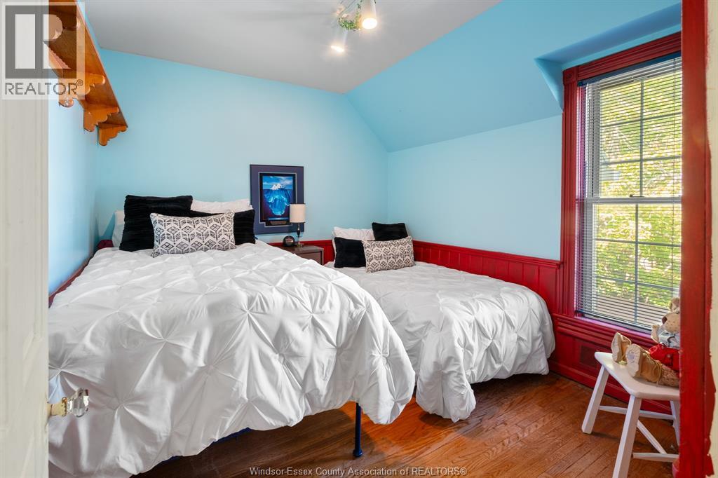 99 Talbot STREET West - Image 39