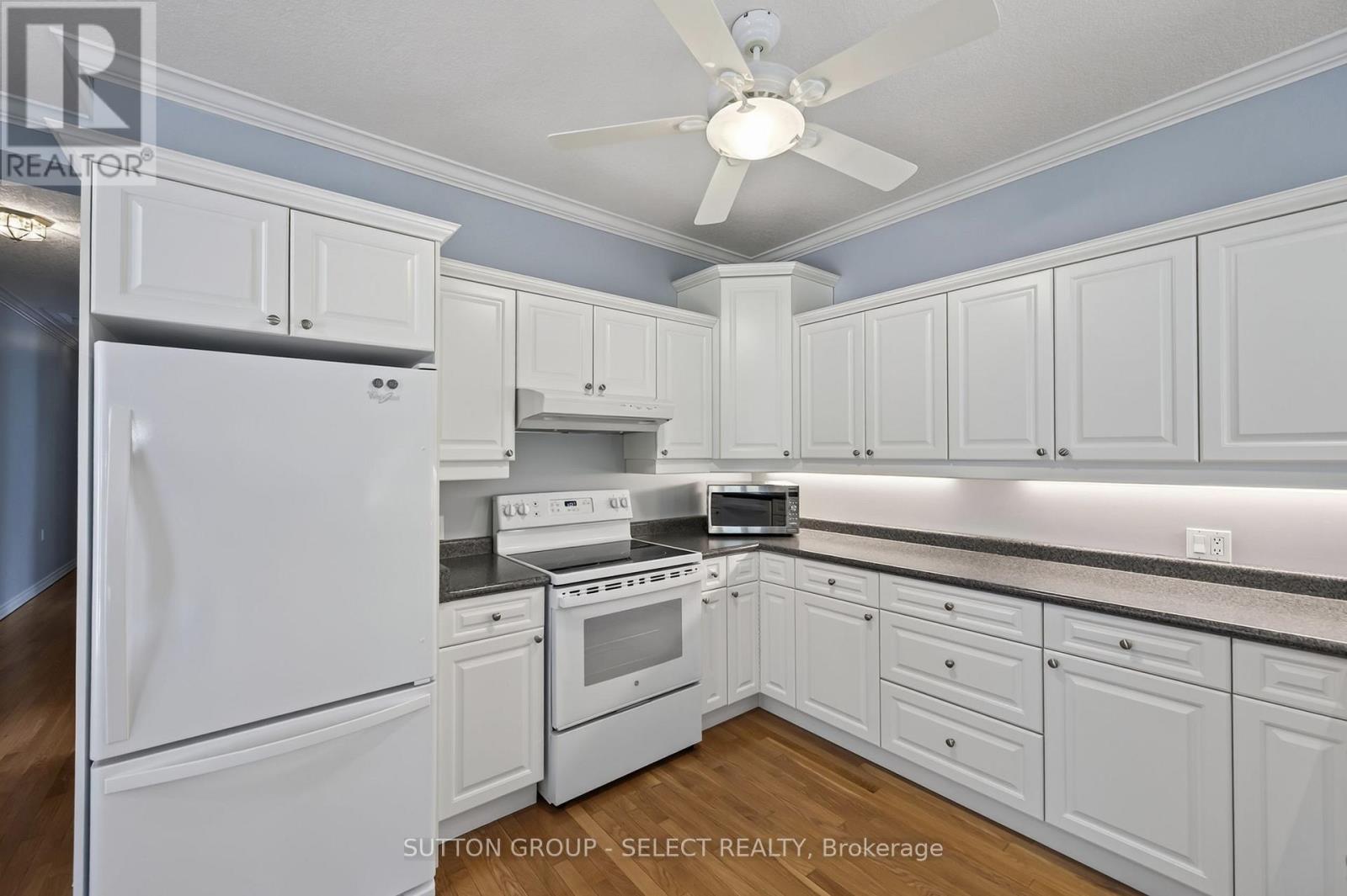 14 NORTHCREST DRIVE - Image 32