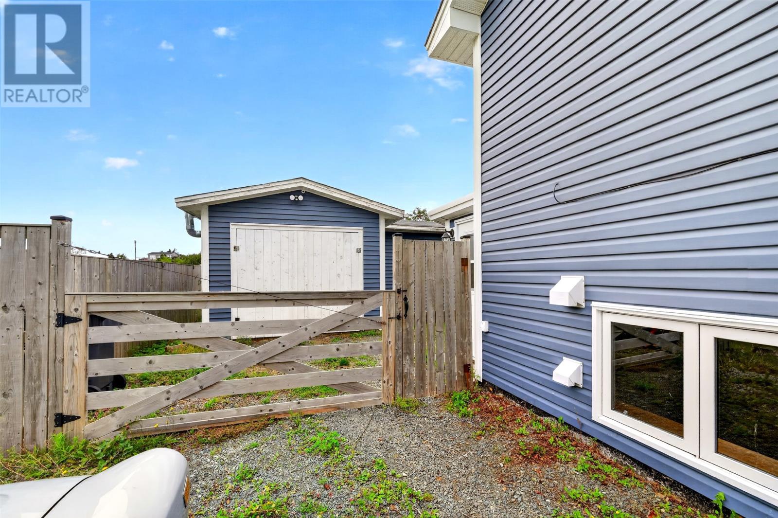 12 Baird Lane - 18