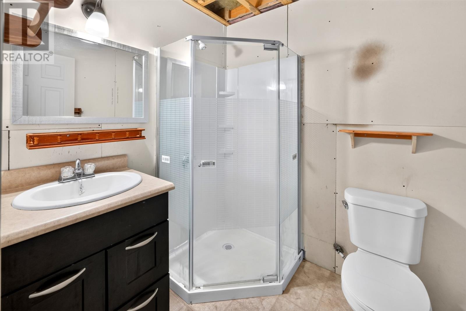 12 Baird Lane - 36