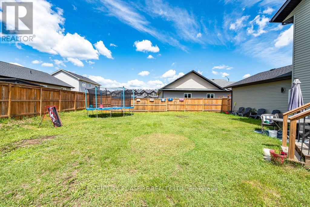 4 Bed, 4 Bath House for Sale in Petawawa – 6 ZACHARY STREET, Petawawa – MLS# X13764604 - Image 43