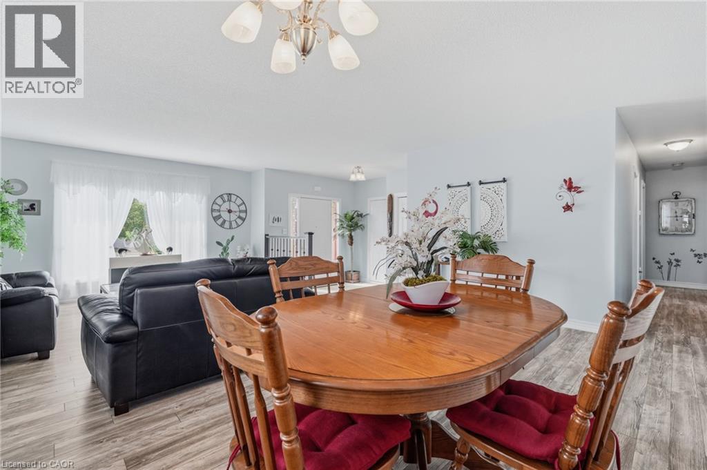 9 COUNTRY CLUB Road - Image 14
