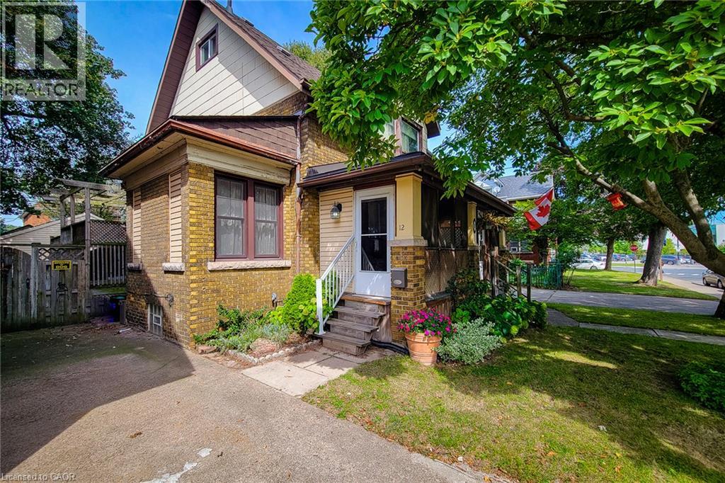 12 LEINSTER Avenue S, Hamilton — photo 2