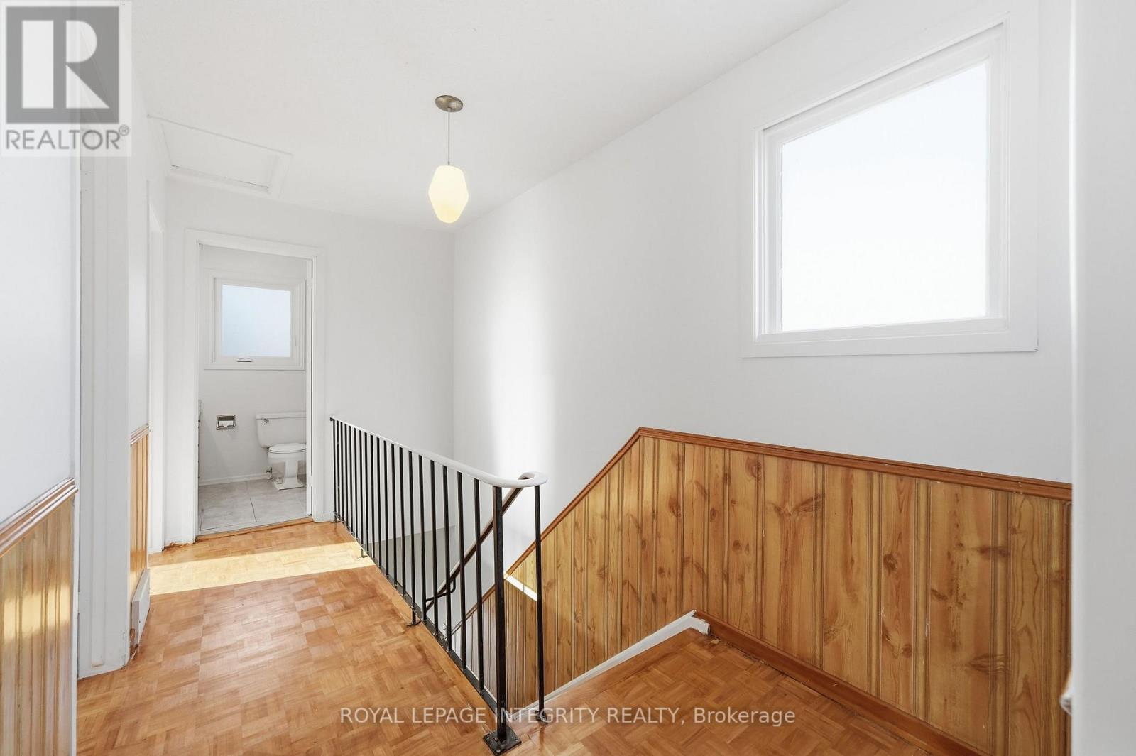 3 Bed, 2 Bath House for Sale in Ottawa – 30 – 2057 JASMINE CRESCENT, Ottawa – MLS# X13764478 - Image 16