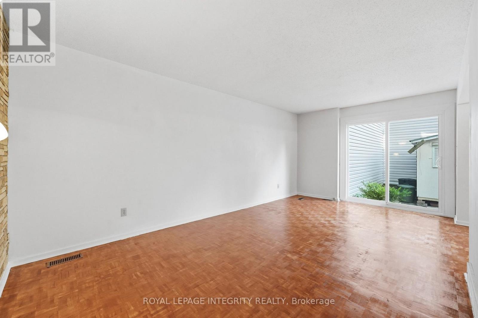 30 - 2057 JASMINE CRESCENT, Ottawa — photo 8