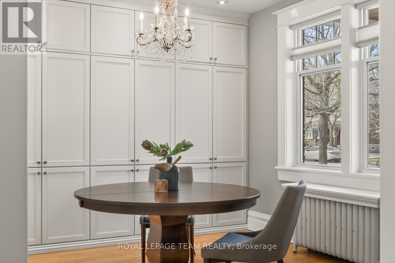 318 CLEMOW AVENUE - 7