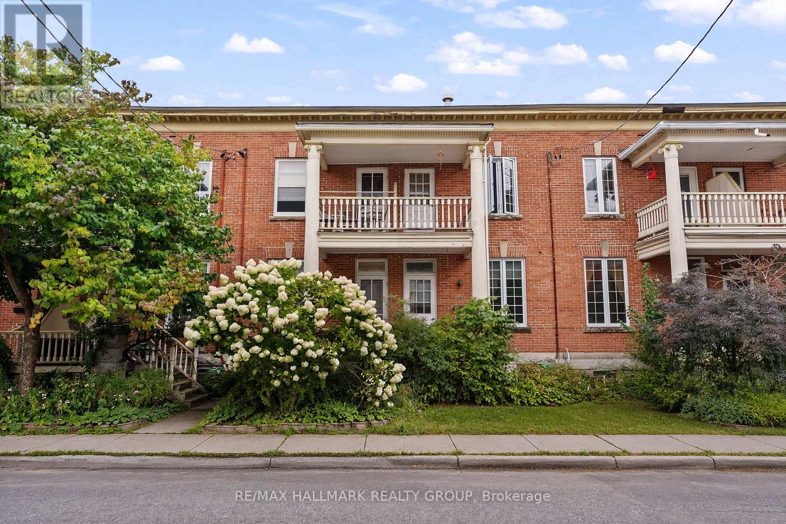 157 ST ANDREW STREET - 22