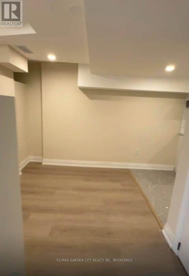 LWR-2B - 60 WAKELIN TERRACE, St. Catharines (Carlton/Bunting) — photo 4