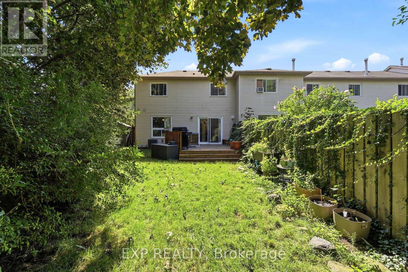 14 HEDGE LAWN DRIVE - Image 36