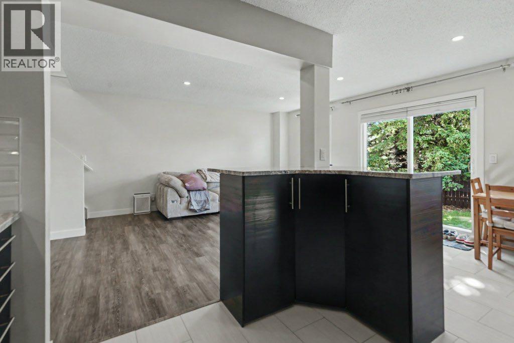 155 Bracewood Way SW - 16