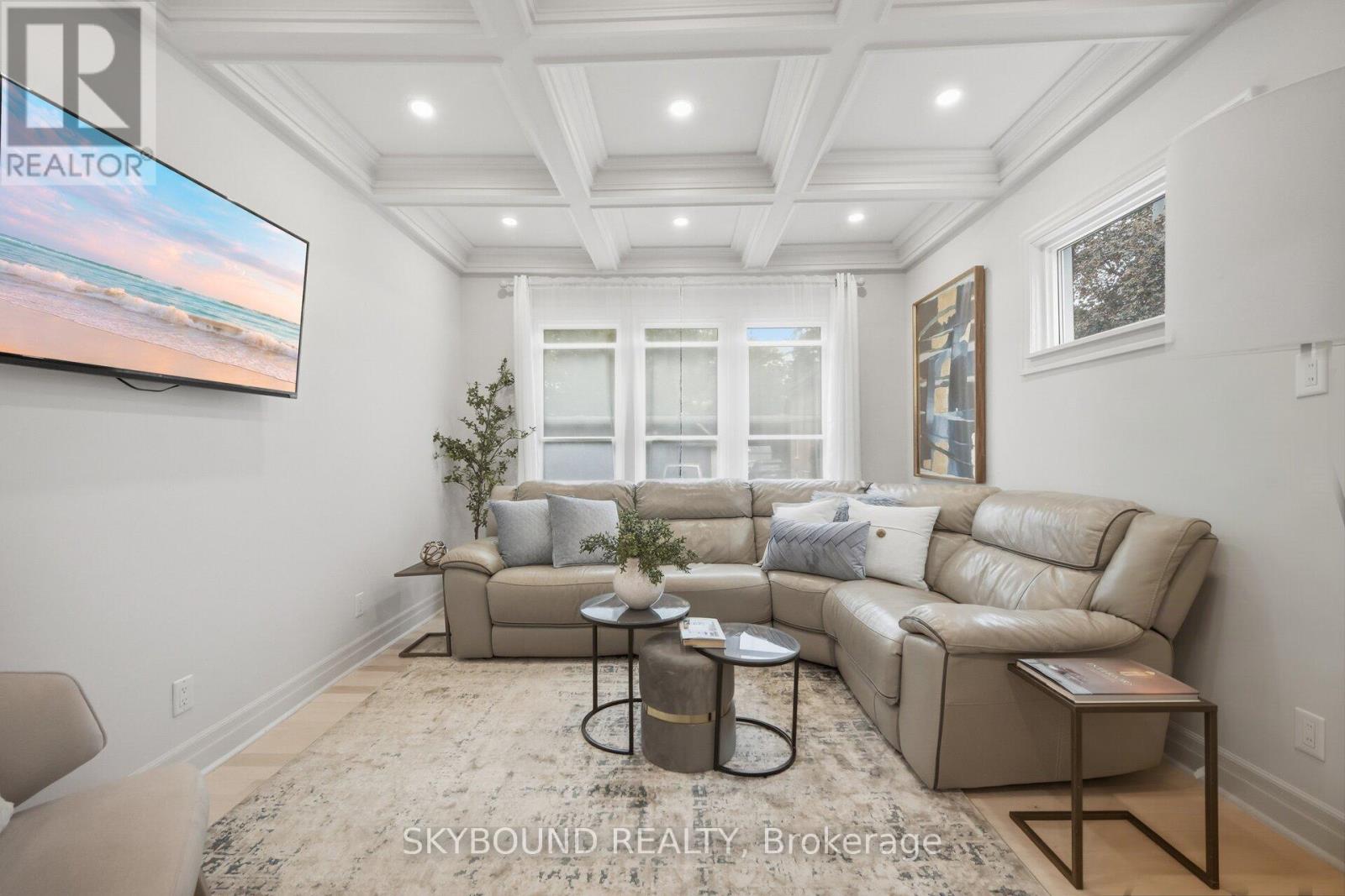 27 ROWE STREET - 17