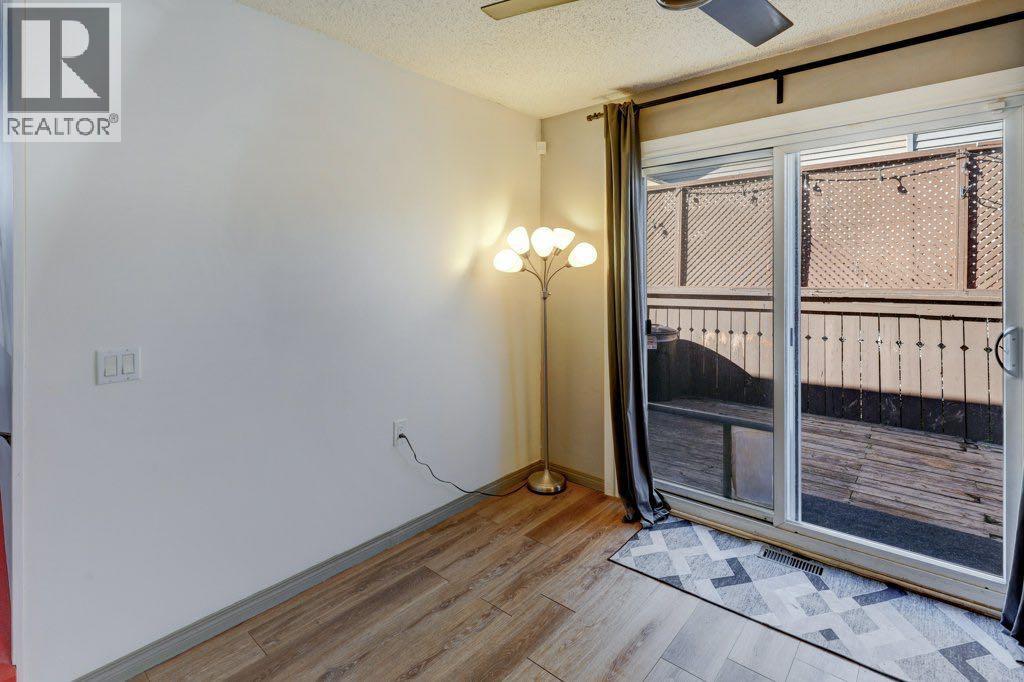 31 Castledale Way NE - 10