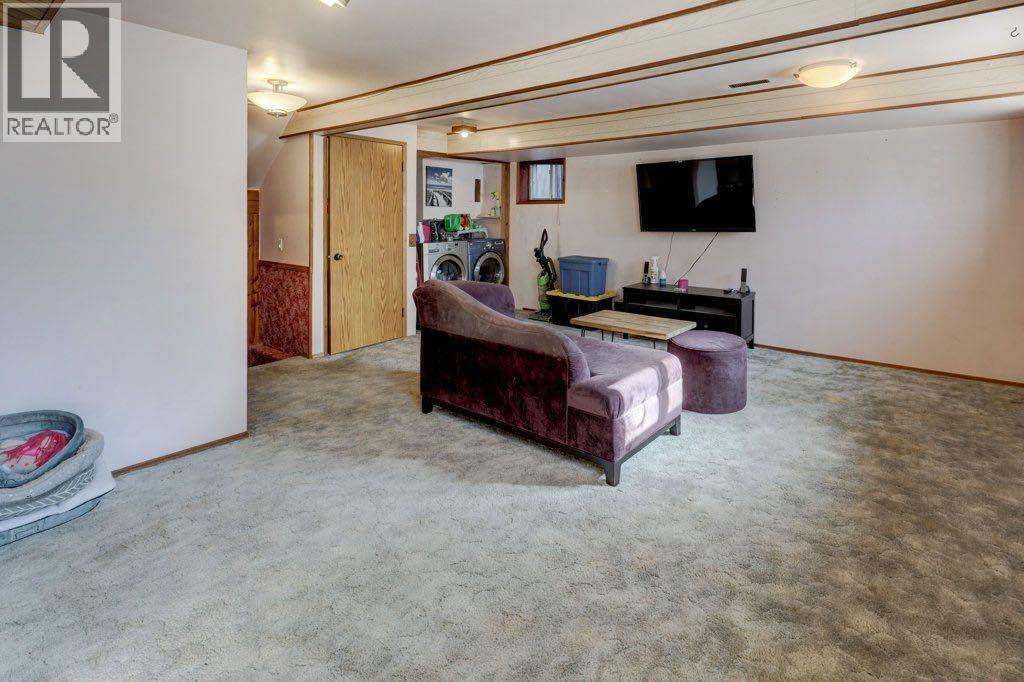 31 Castledale Way NE - 23